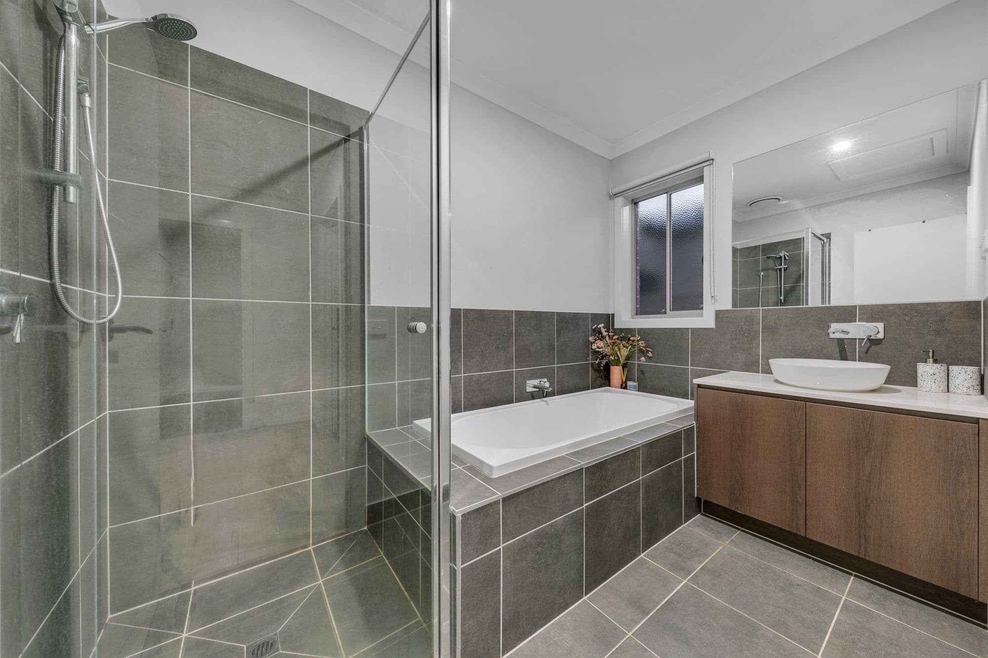 14 Cinder Drive, Tarneit VIC 3029, Tarneit - Thumbnail 8