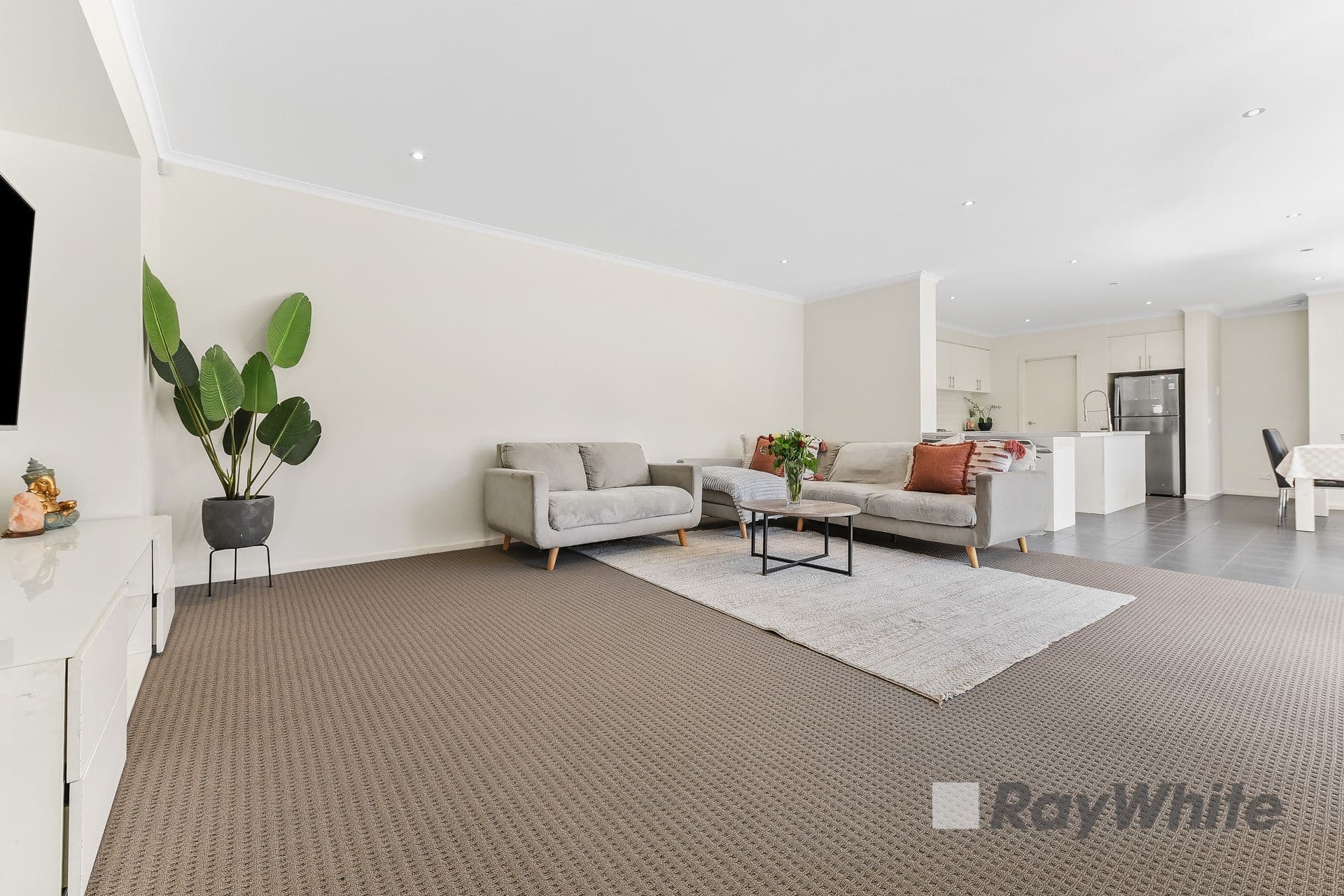 26 Steven Street, Dandenong VIC 3175, Dandenong - Thumbnail 2