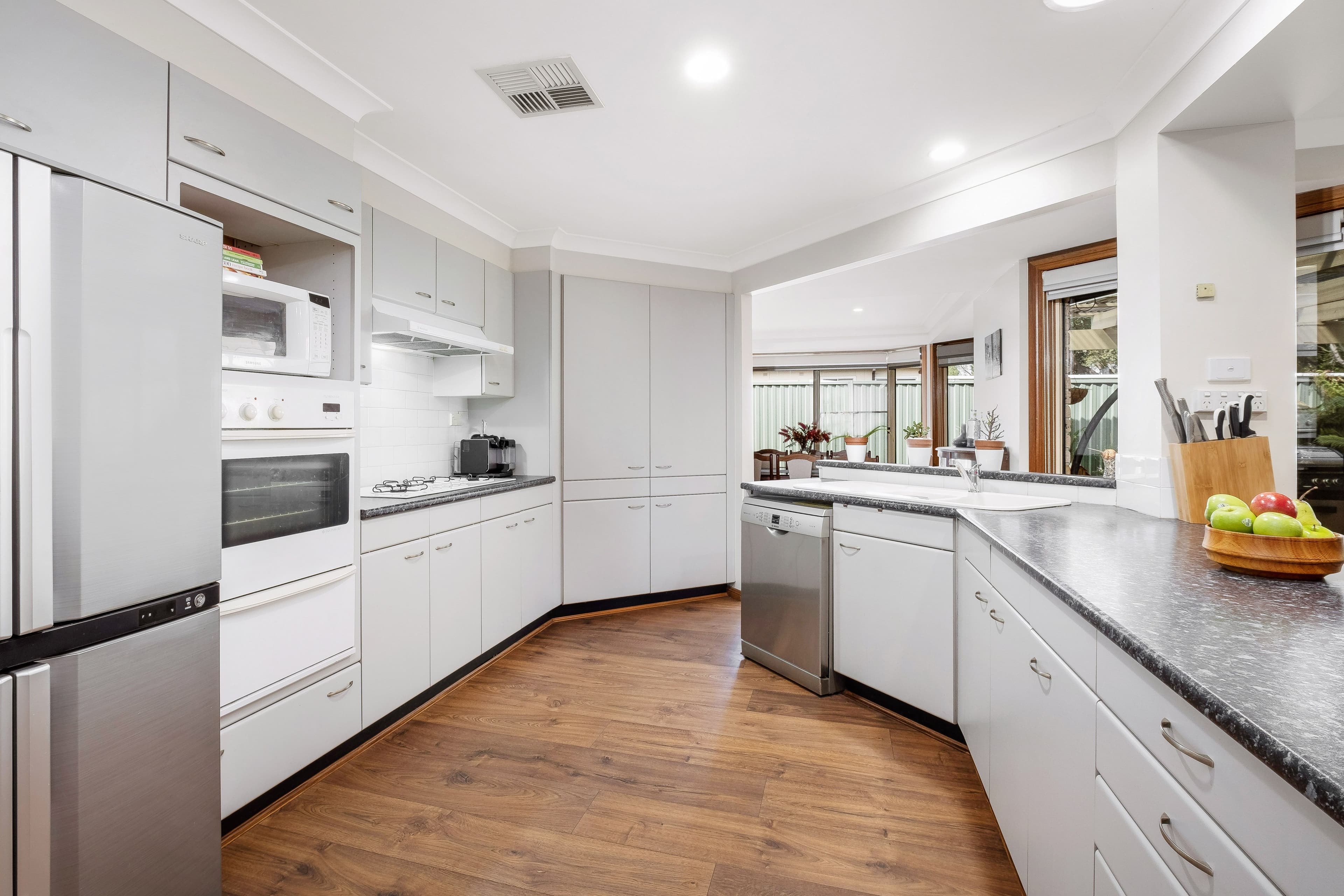 25 Beale Street, Georges Hall NSW 2198, Georges Hall - Thumbnail 3