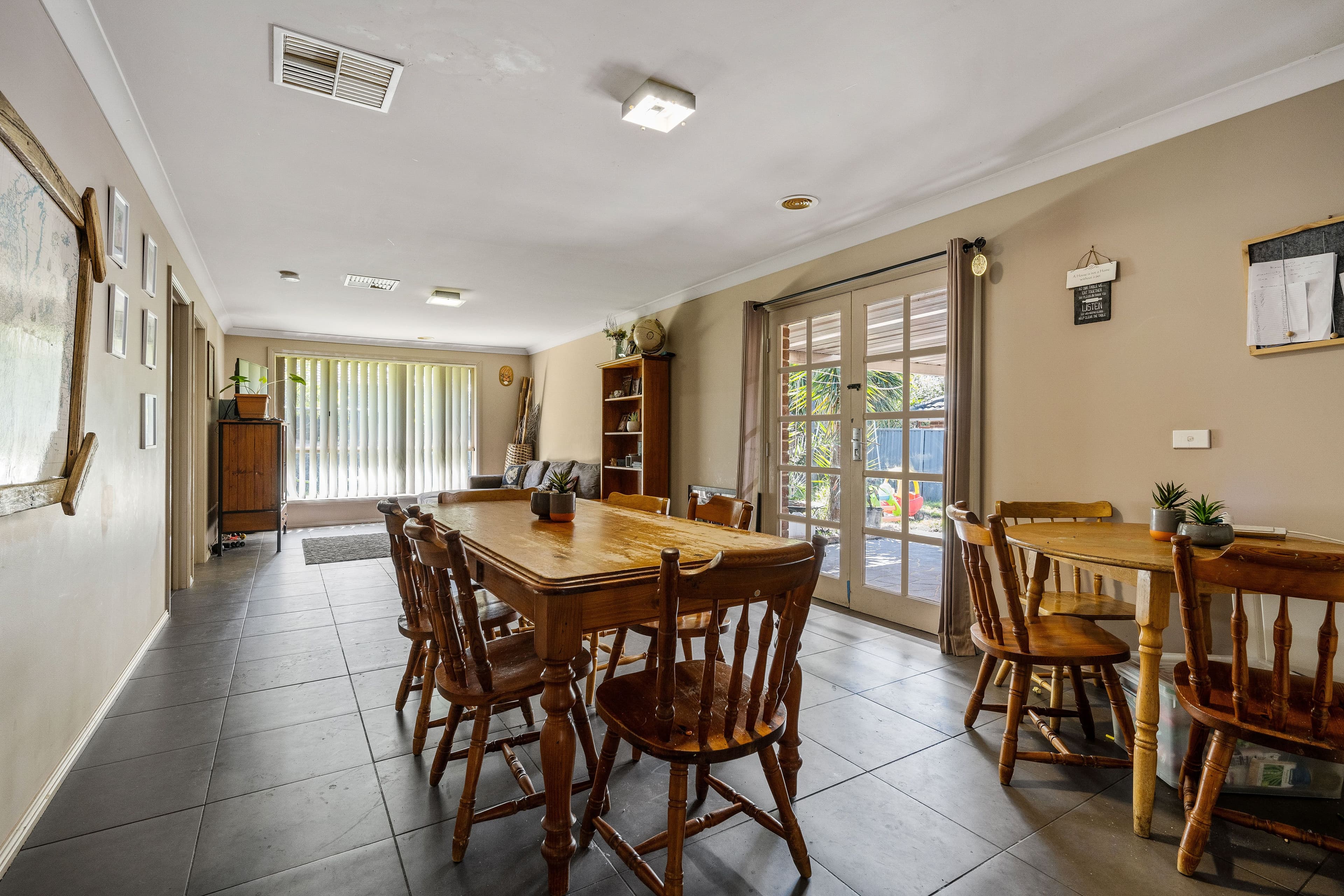 8 Willaroo Street, Thurgoona NSW 2640, Thurgoona - Thumbnail 2