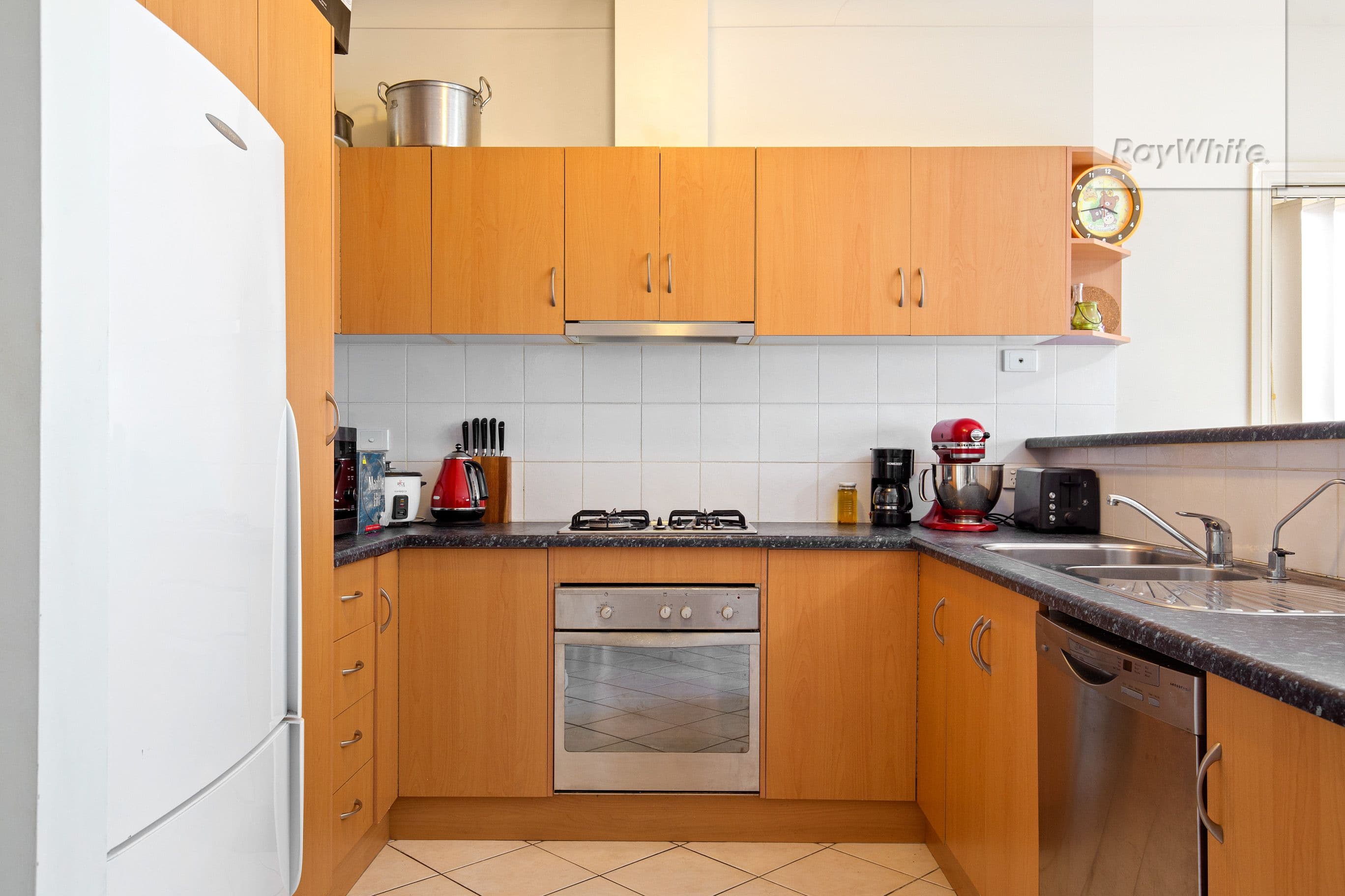 35 Swan Circuit, Mawson Lakes SA 5095, Mawson Lakes - Thumbnail 2