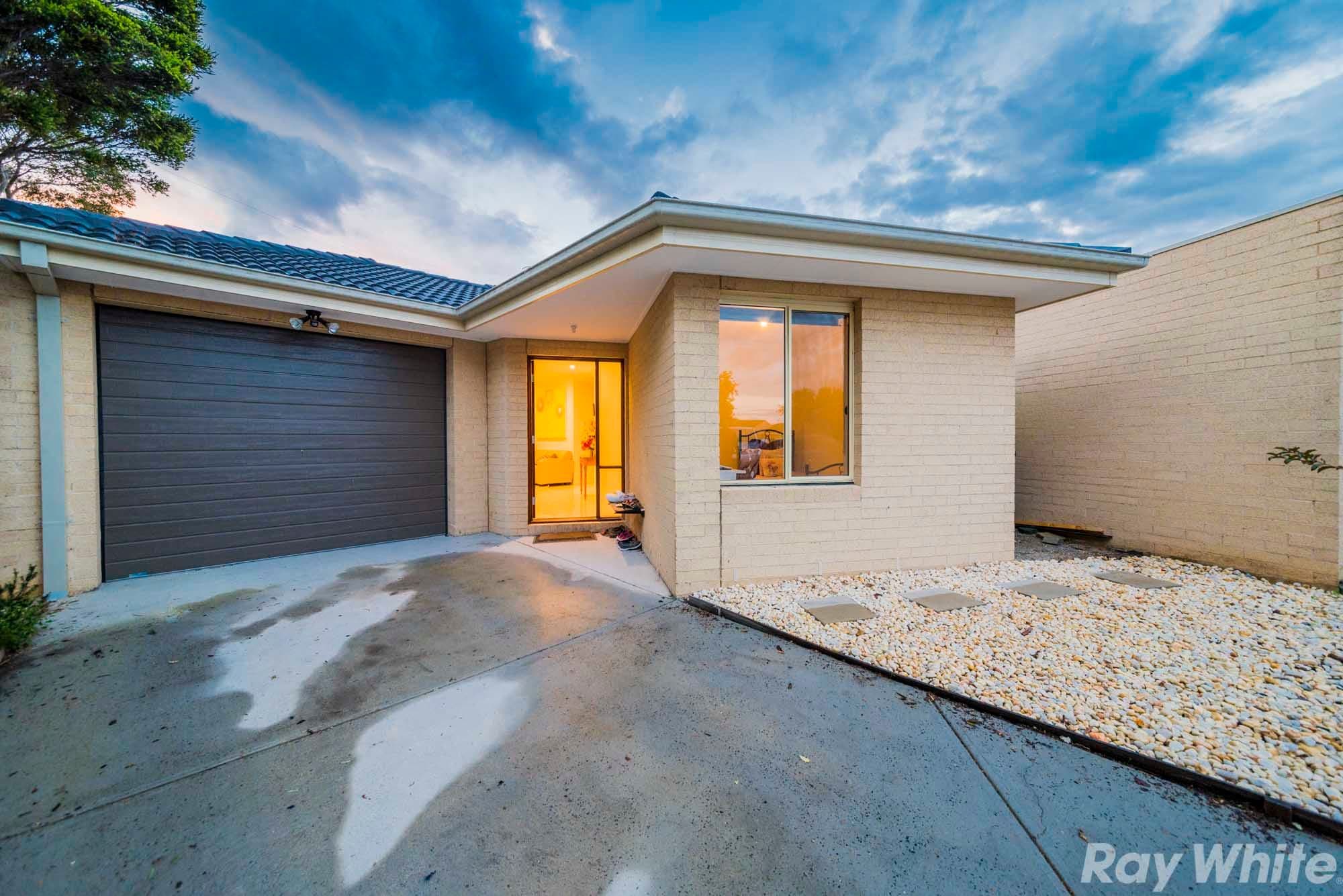 15A Rebecca Court, Cranbourne North VIC 3977, Cranbourne North - Thumbnail 2