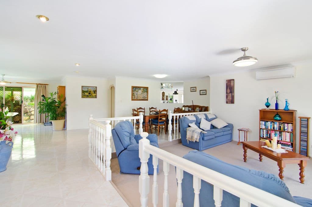 43 Saffron Street, ELANORA QLD 4221, Elanora - Thumbnail 3