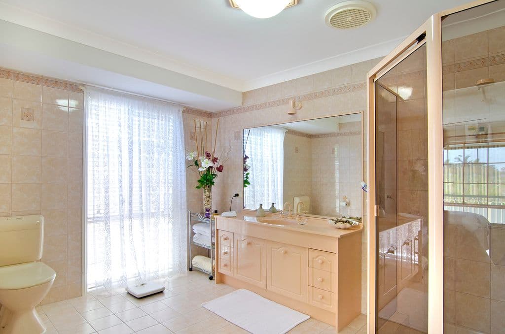 43 Saffron Street, ELANORA QLD 4221, Elanora - Thumbnail 8