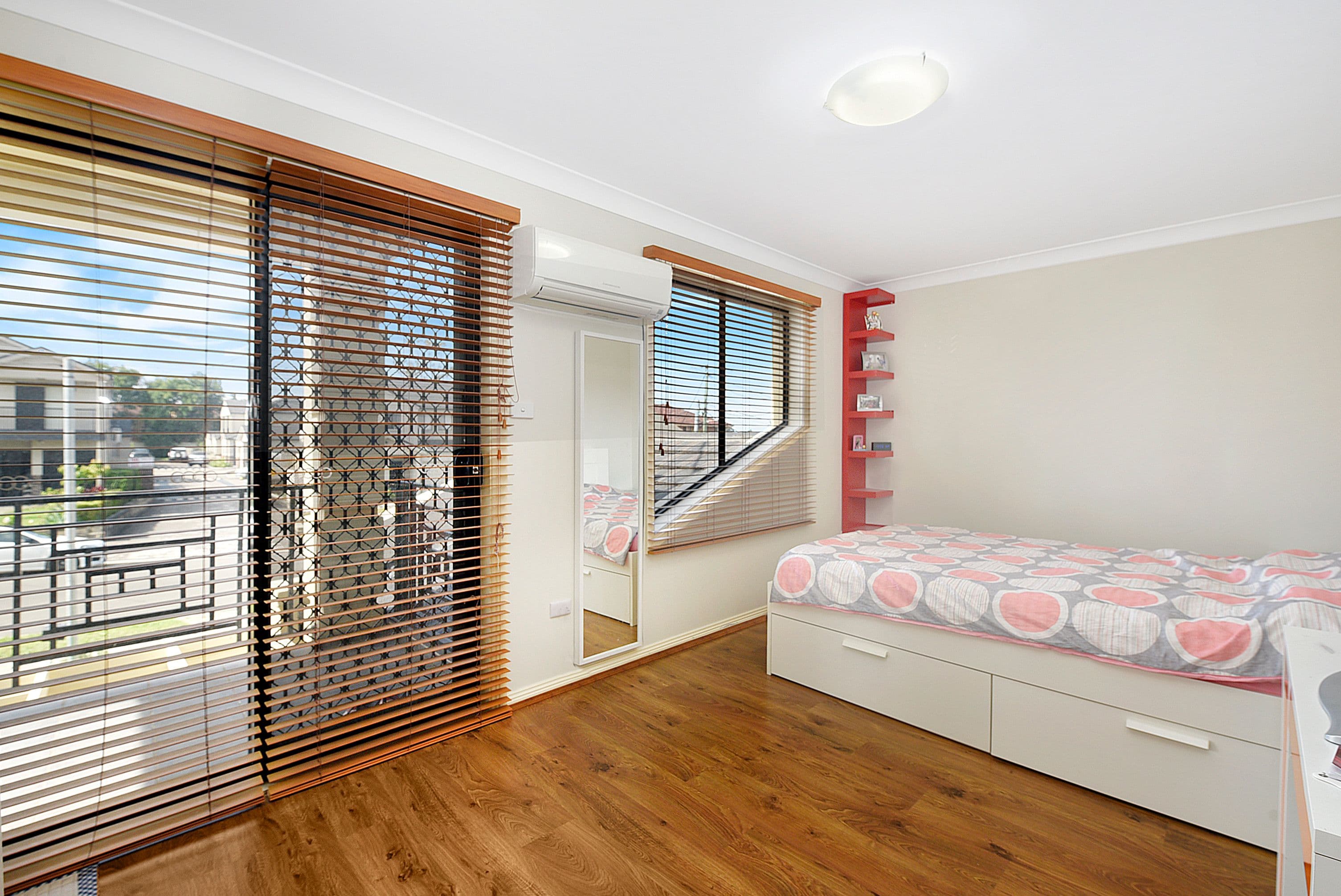 13 Ligar Street, Fairfield Heights - Thumbnail 2