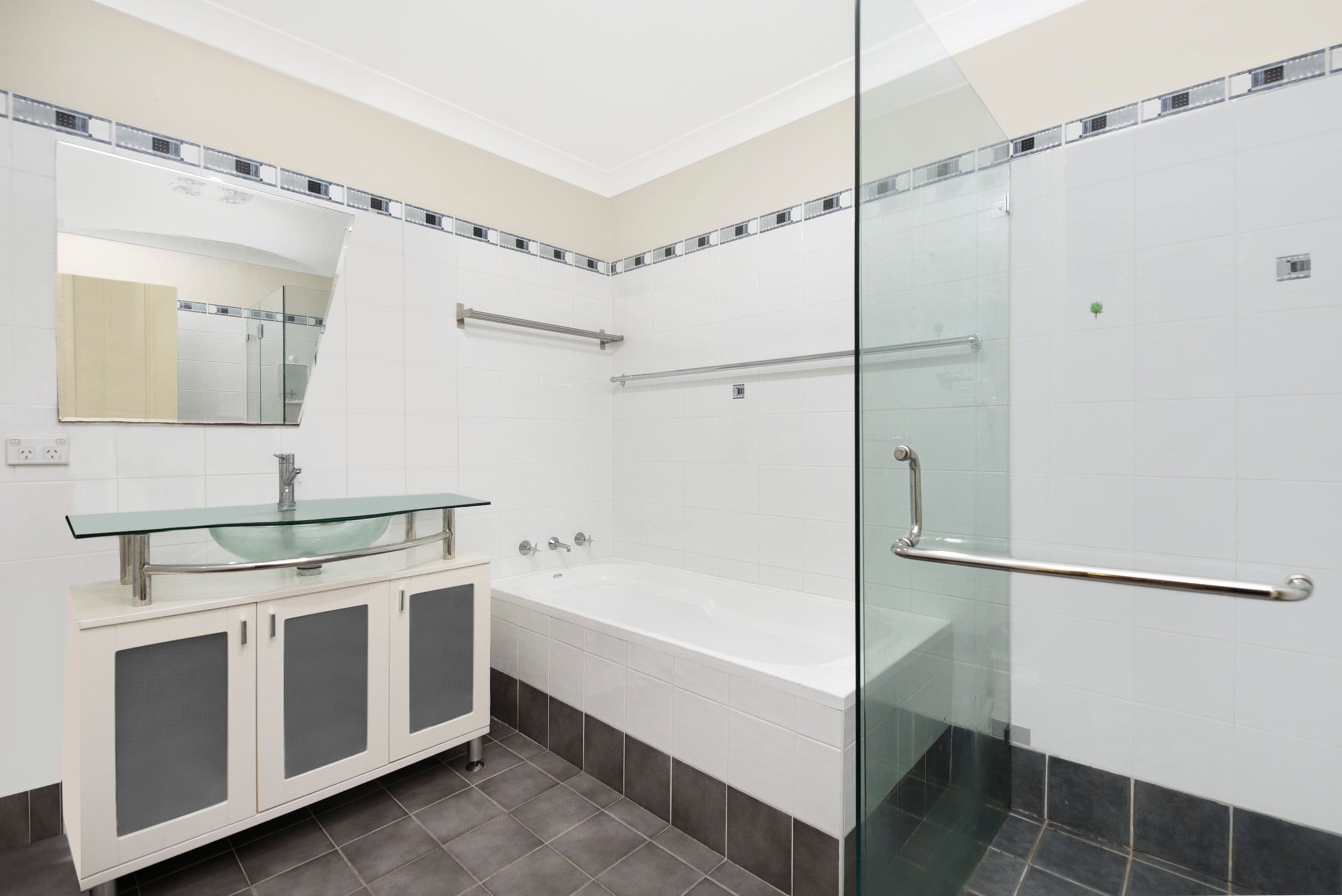 13 Ligar Street, Fairfield Heights - Thumbnail 3