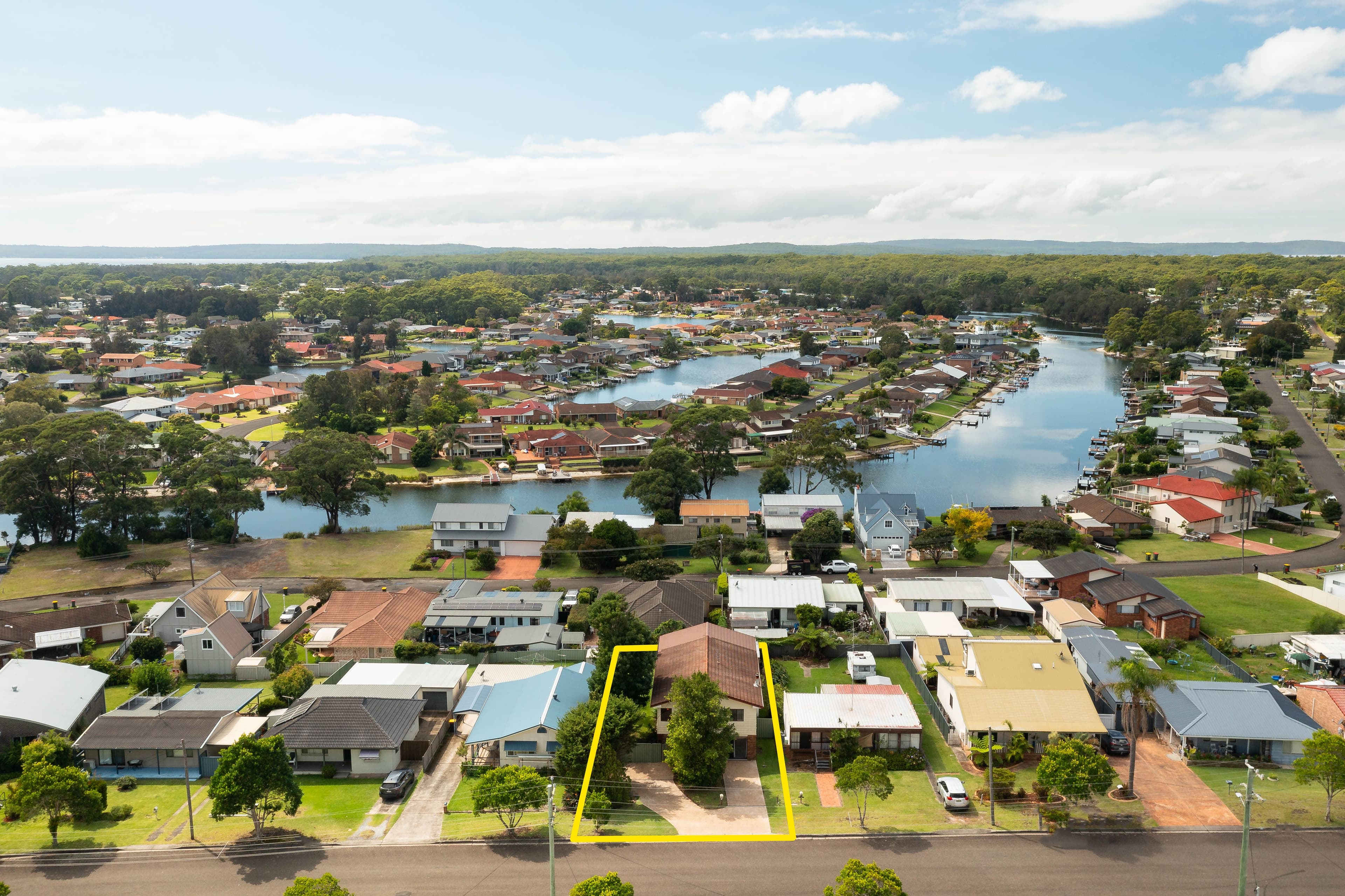 75 Sussex Inlet Road, Sussex Inlet NSW 2540, Sussex Inlet - Thumbnail 2