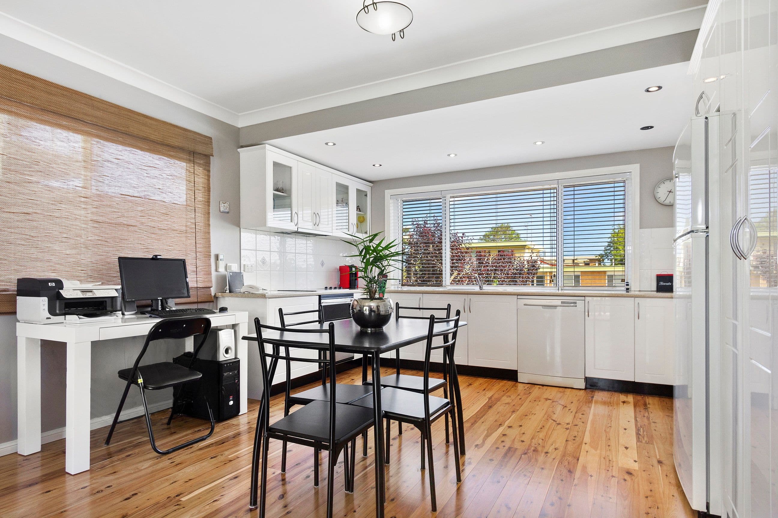 28 Derribong Avenue, Catalina - Image 1