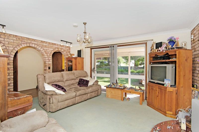 6 Marilyn Crescent, TUMBI UMBI NSW 2261, Tumbi Umbi - Thumbnail 4