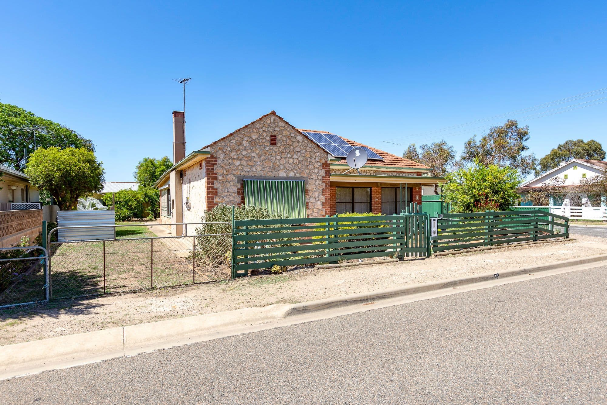10 Slade Street, Murray Bridge SA 5253, Murray Bridge - Thumbnail 2