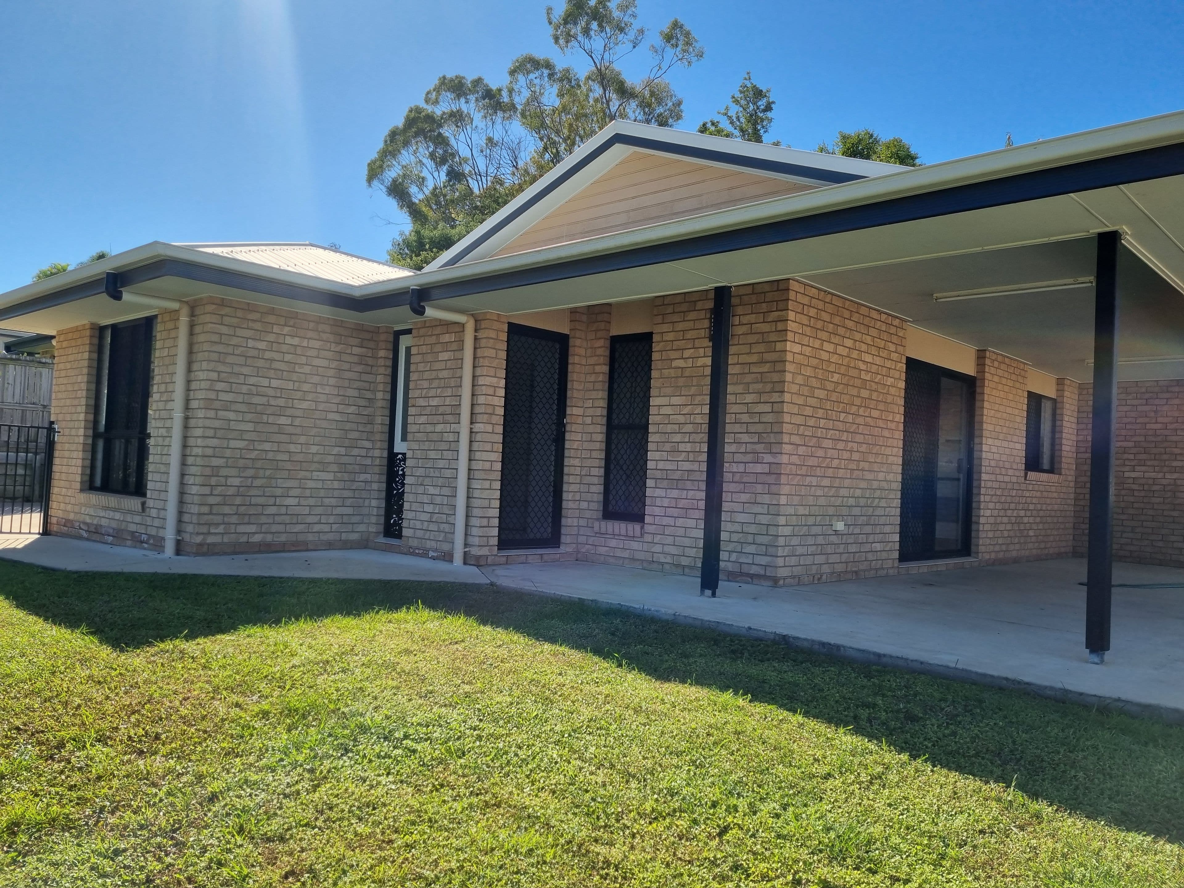 25 Bauhinia Street, Boyne Island QLD 4680, Boyne Island - Thumbnail 4