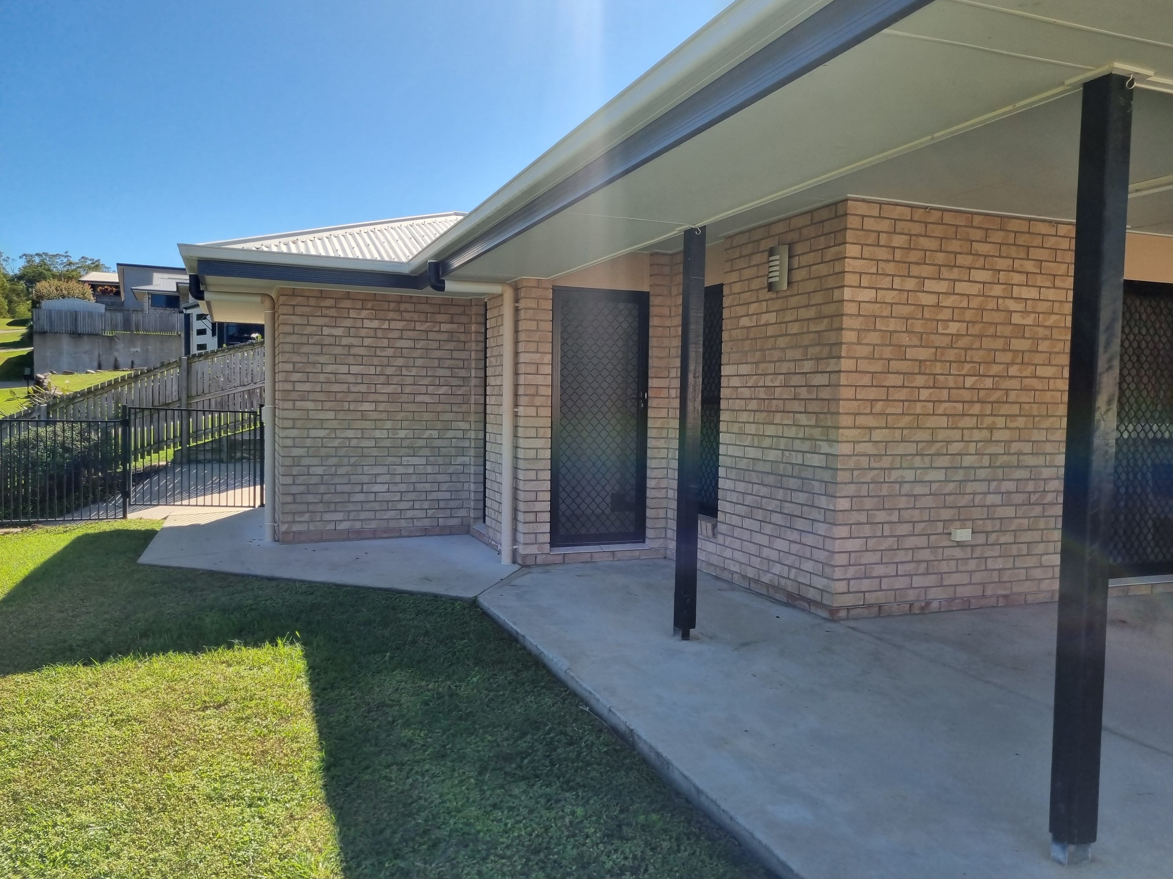 25 Bauhinia Street, Boyne Island QLD 4680, Boyne Island - Thumbnail 6