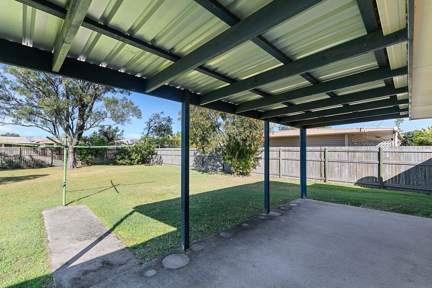 717 Boat Harbour Drive, Urangan QLD 4655, Urangan - Thumbnail 4