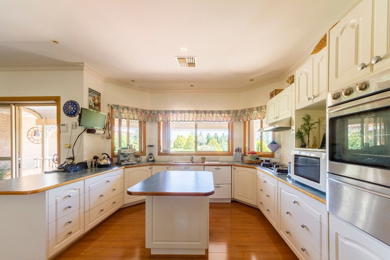 81 Vernon Drive, Cowra - Thumbnail 6