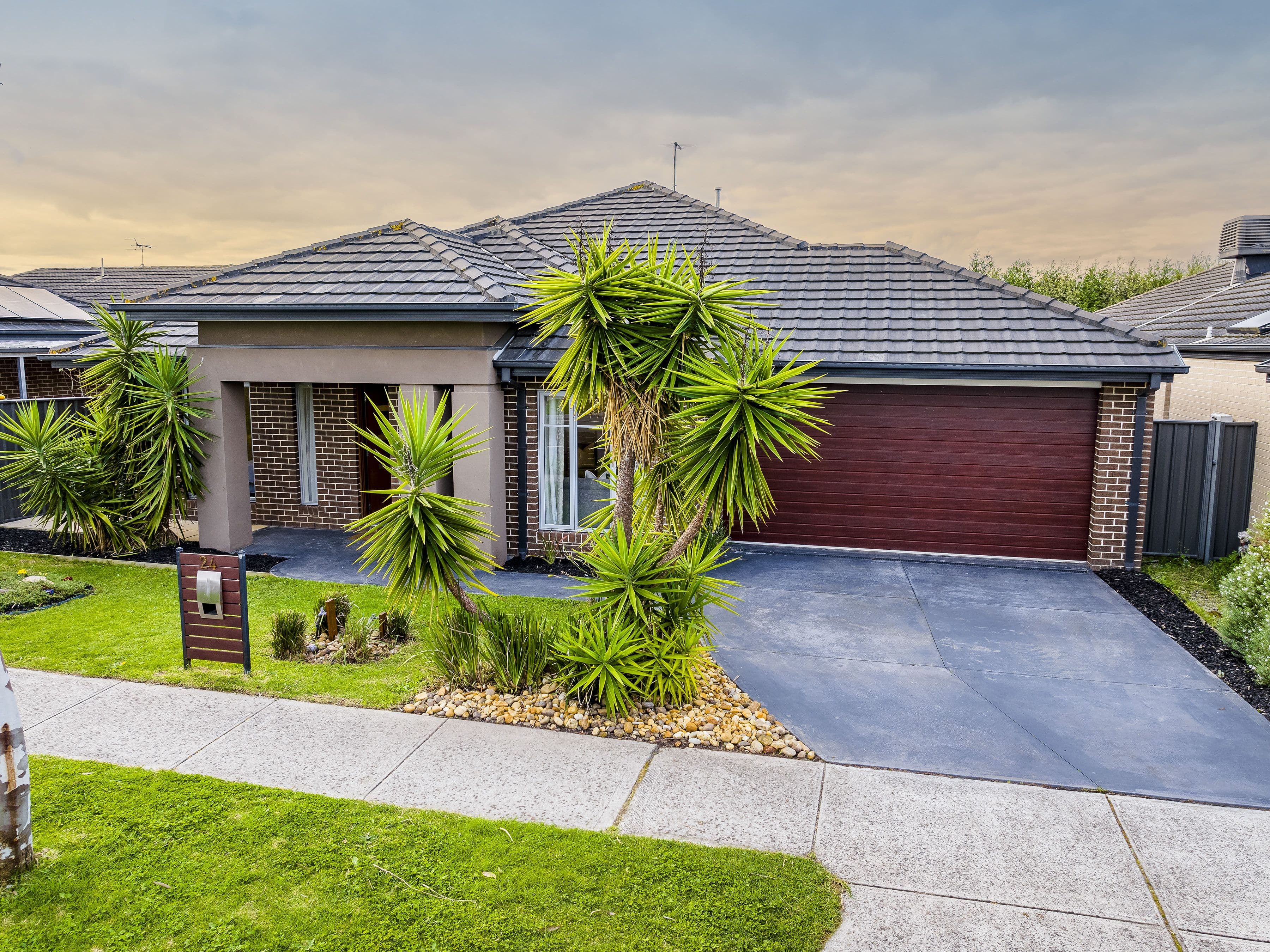 24 Chantenay Parade, Cranbourne North VIC 3977, Cranbourne North - Image 1