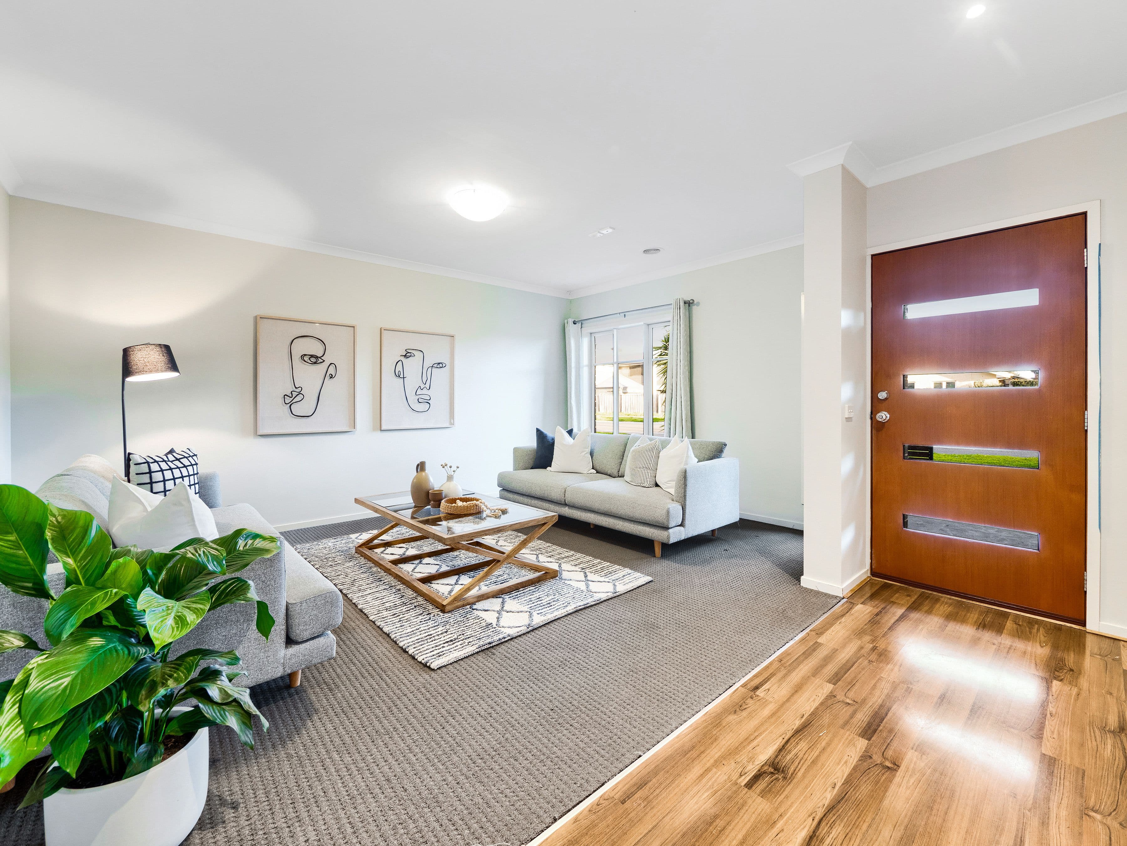 24 Chantenay Parade, Cranbourne North VIC 3977, Cranbourne North - Thumbnail 2