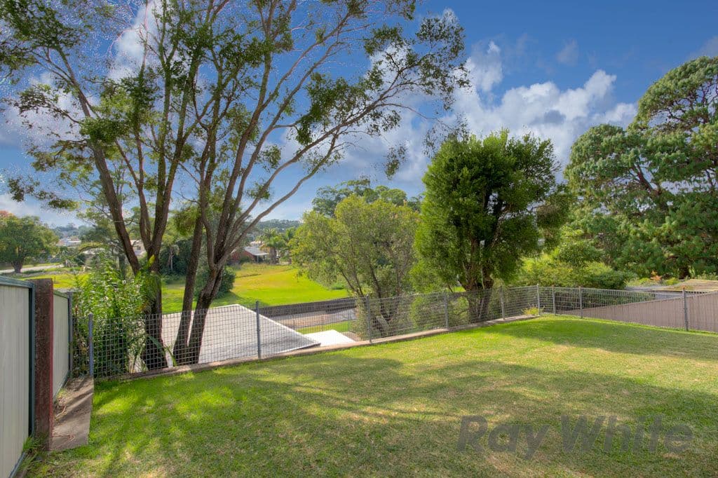 4 Oak Avenue, CARDIFF SOUTH NSW 2285, Cardiff South - Thumbnail 2