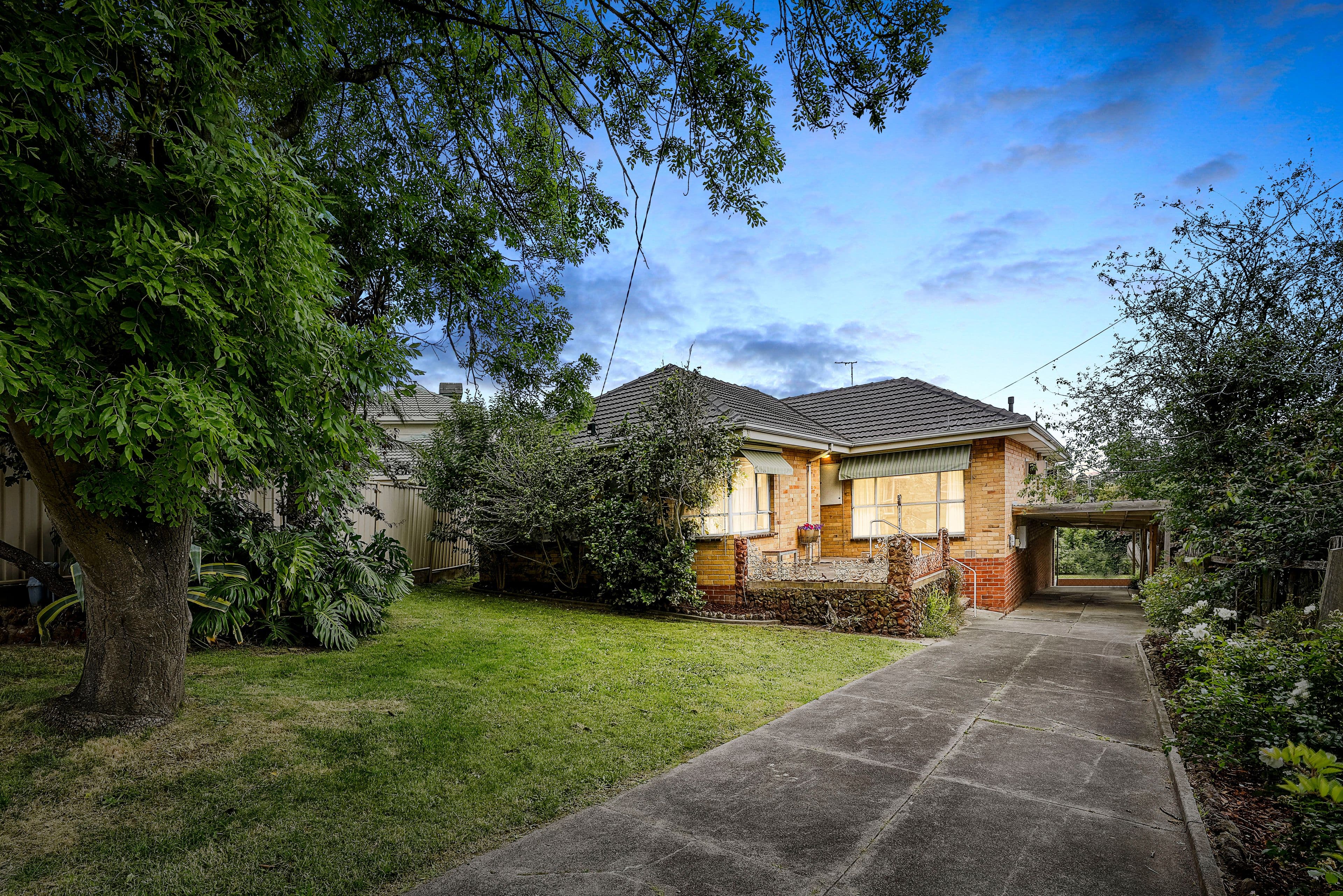 7 Garland Court, Noble Park North VIC 3174, Noble Park North - Thumbnail 2