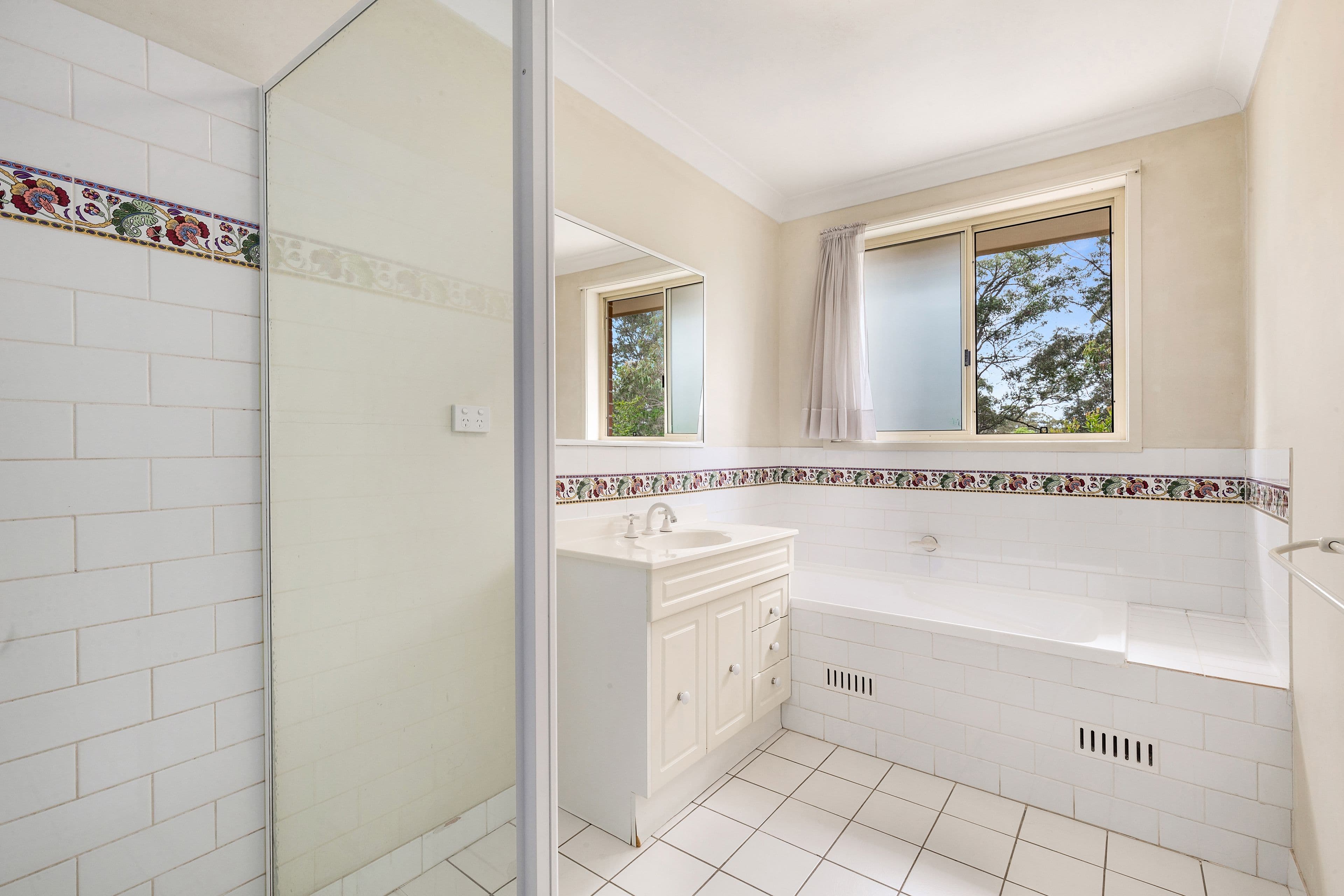 2/49 Russell Avenue, Wahroonga NSW 2076, Wahroonga - Thumbnail 7