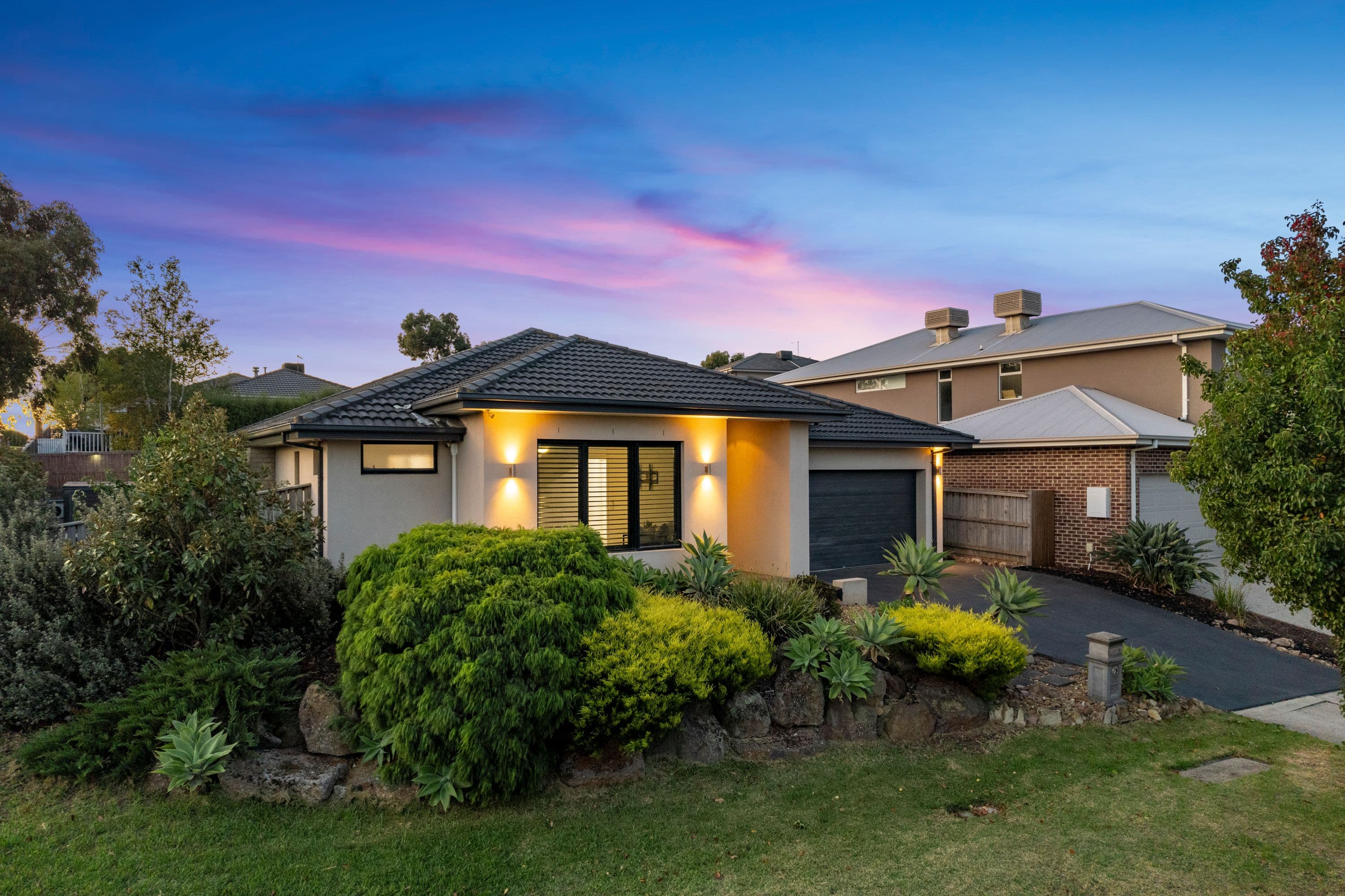 16 Clendon Drive, Officer VIC 3809, Officer - Thumbnail 2