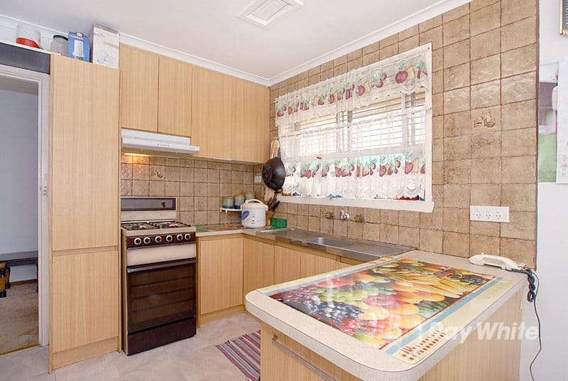 20 Huntsman Drive, NOBLE PARK VIC 3174, Noble Park - Thumbnail 2
