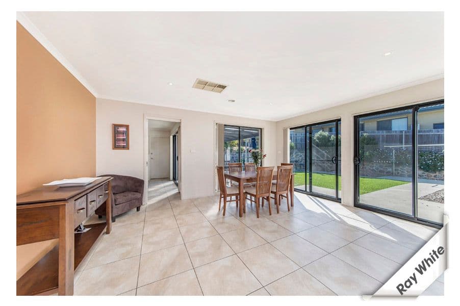 1 Allambee Street, Jerrabomberra - Thumbnail 6