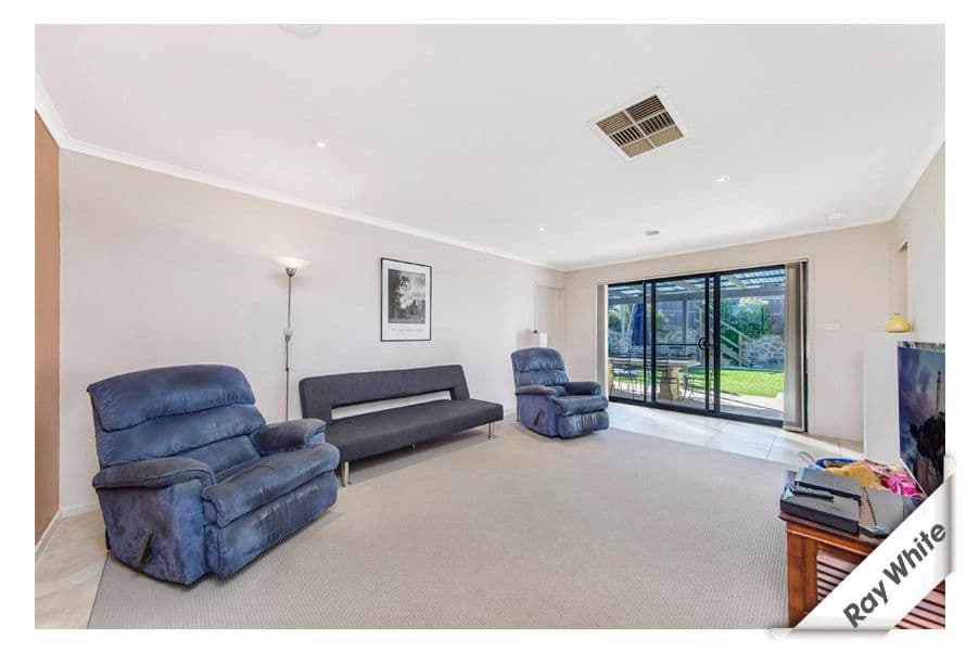 1 Allambee Street, Jerrabomberra - Thumbnail 8
