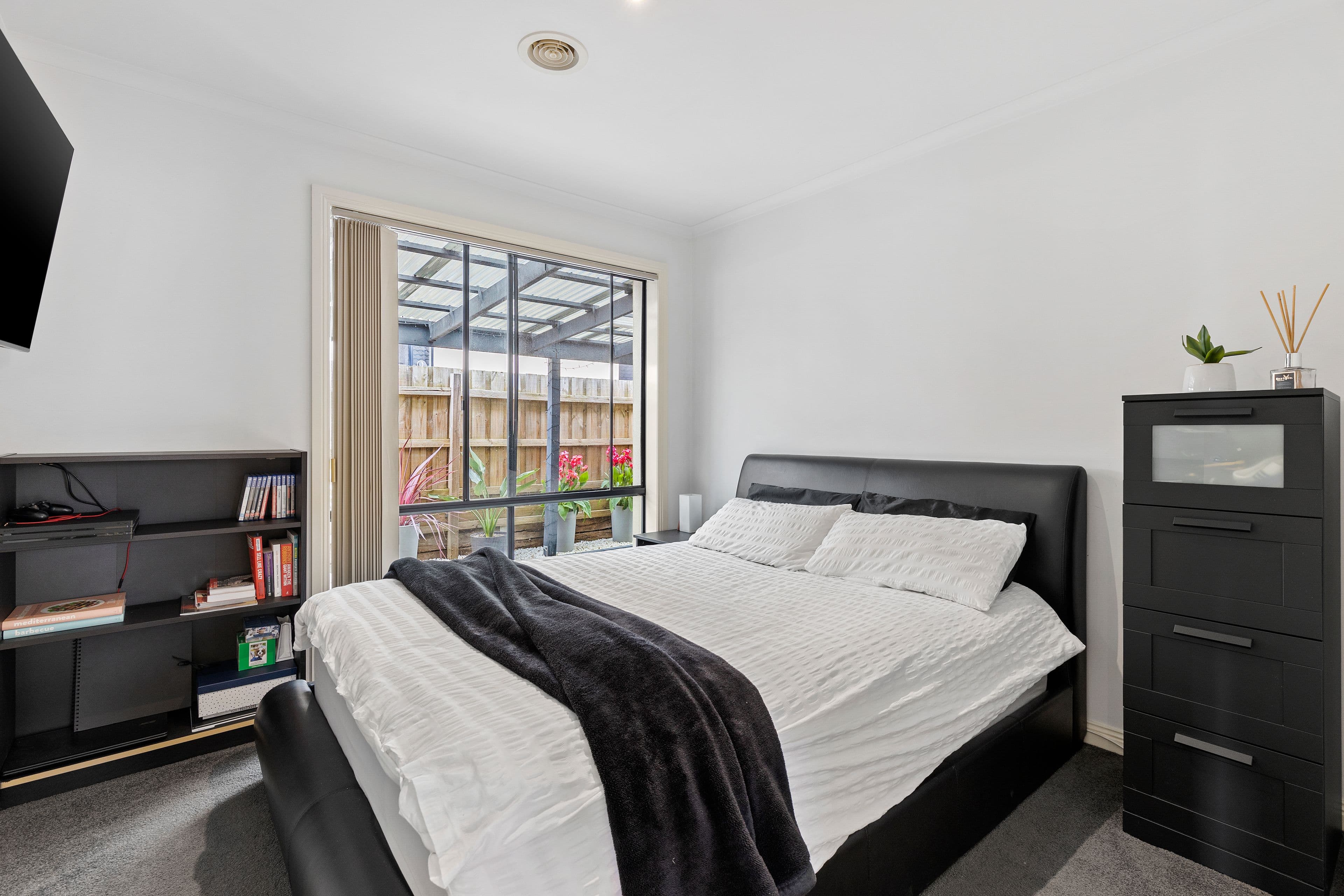 73 Sovereign Manors Crescent, Rowville VIC 3178, Rowville - Thumbnail 8