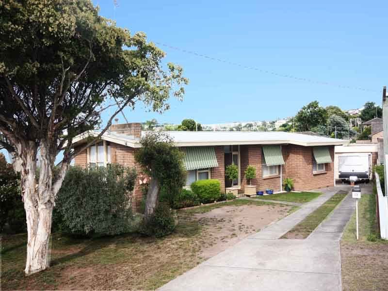 13 Evwick Crescent, HIGHTON VIC 3216, Highton - Image 1