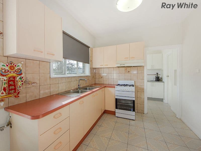 1 Brome Street, ST ALBANS VIC 3021, St Albans - Thumbnail 3