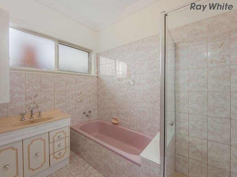1 Brome Street, ST ALBANS VIC 3021, St Albans - Thumbnail 4