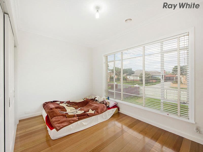 1 Brome Street, ST ALBANS VIC 3021, St Albans - Thumbnail 5