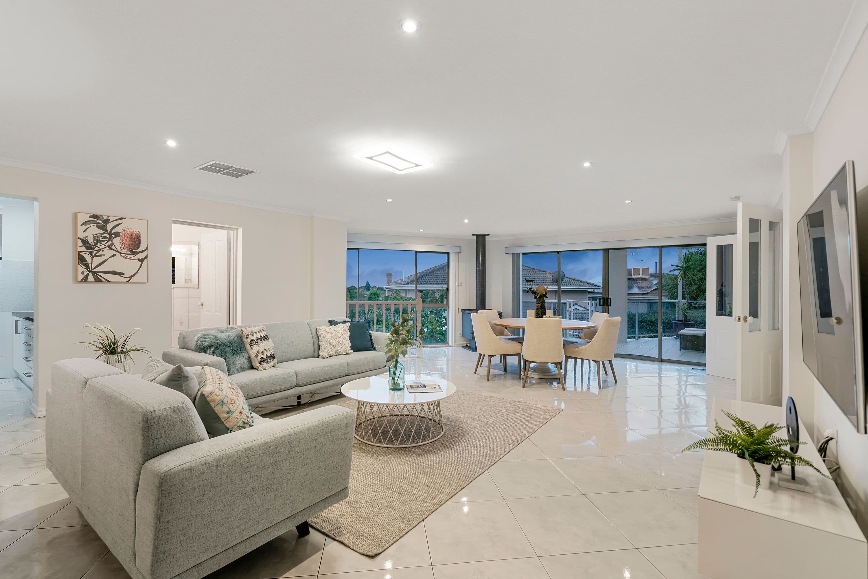 12 Iris Close, Mulgrave VIC 3170, Mulgrave - Thumbnail 2