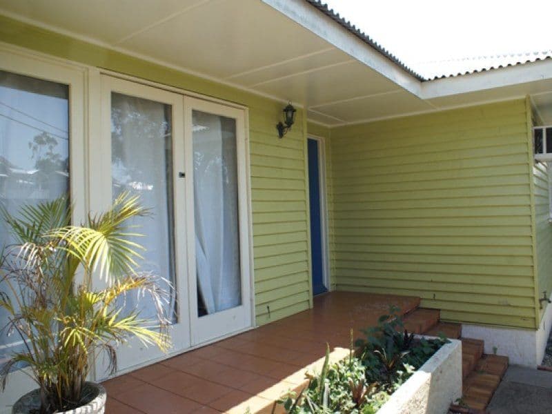 166 Verney Road East, GRACEVILLE QLD 4075, Graceville - Thumbnail 2