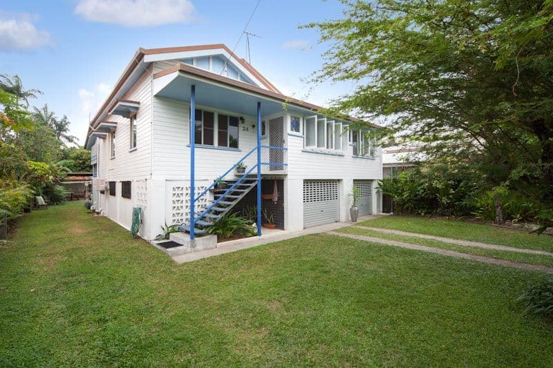 24 Winkworth Street, BUNGALOW QLD 4870, Bungalow - Image 1