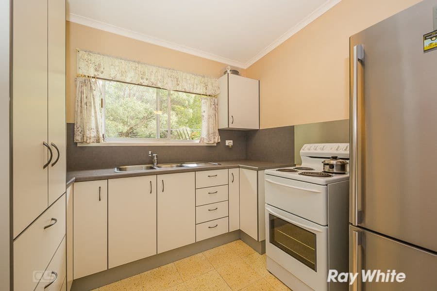 4 Spowers Street, Bongaree QLD 4507, Bongaree - Thumbnail 2
