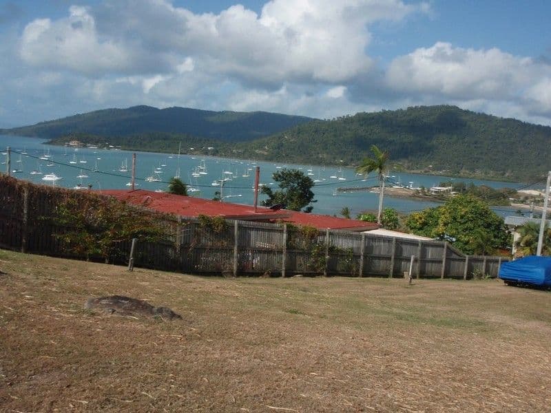 4 Simmons Street, AIRLIE BEACH QLD 4802, Airlie Beach - Thumbnail 2