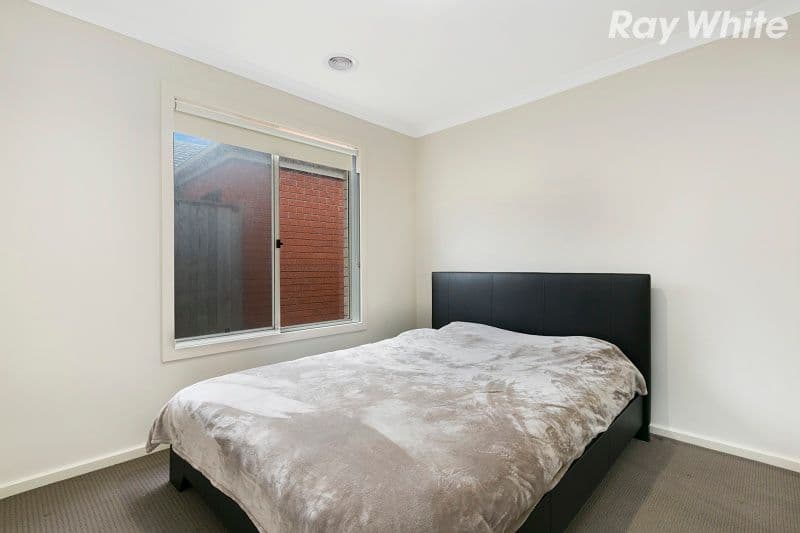3 Albany Crescent, Pakenham VIC 3810, Pakenham - Thumbnail 8