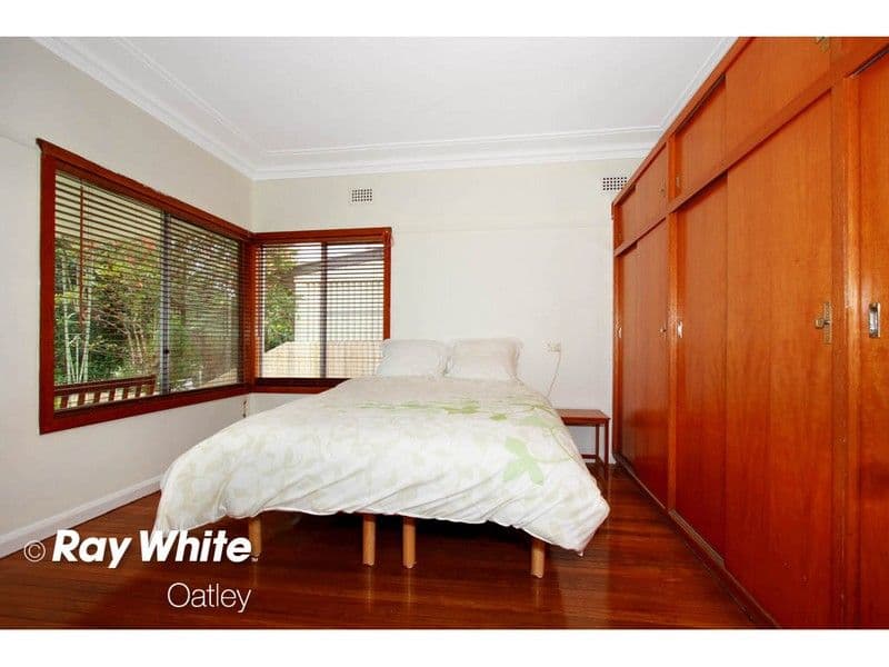 15 Boorara Avenue, OATLEY NSW 2223, Oatley - Thumbnail 4