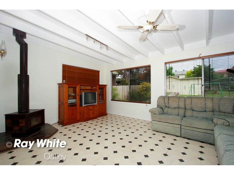 15 Boorara Avenue, OATLEY NSW 2223, Oatley - Thumbnail 5