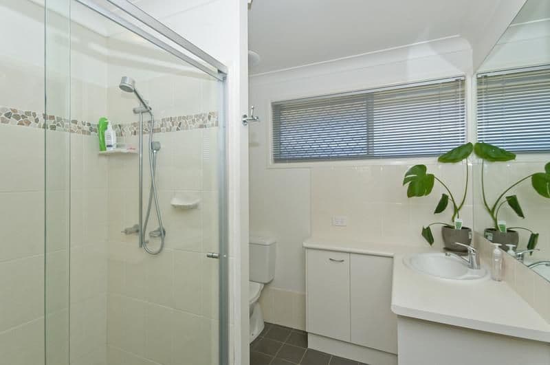 9 Ebony Place, PALM BEACH QLD 4221, Palm Beach - Thumbnail 8