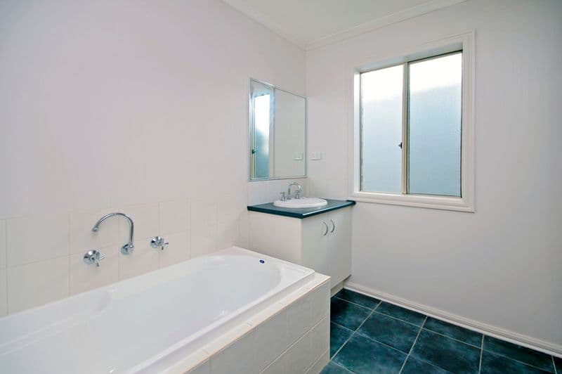 7 Blackheath Mews, WAURN PONDS VIC 3216, Waurn Ponds - Thumbnail 5