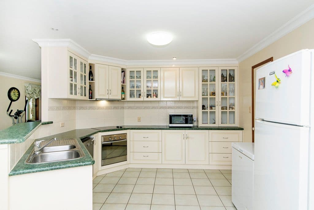 29 Bailey Street, Southbrook QLD 4363, Southbrook - Thumbnail 2