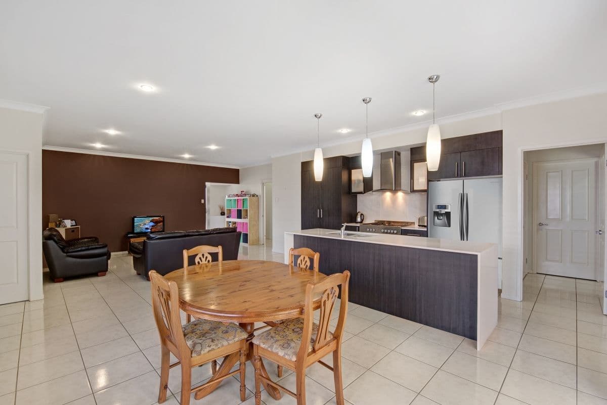 102 Mackintosh Drive, North Lakes QLD 4509, North Lakes - Thumbnail 3