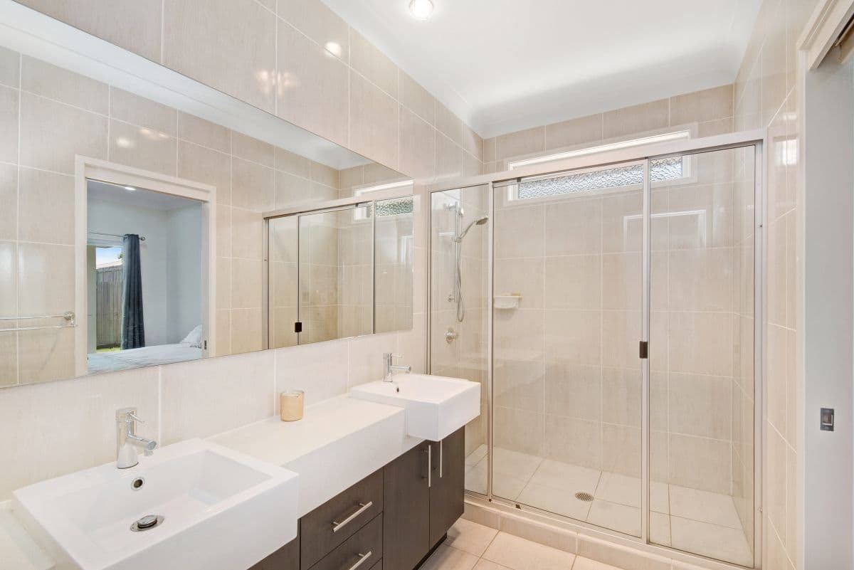 102 Mackintosh Drive, North Lakes QLD 4509, North Lakes - Thumbnail 6