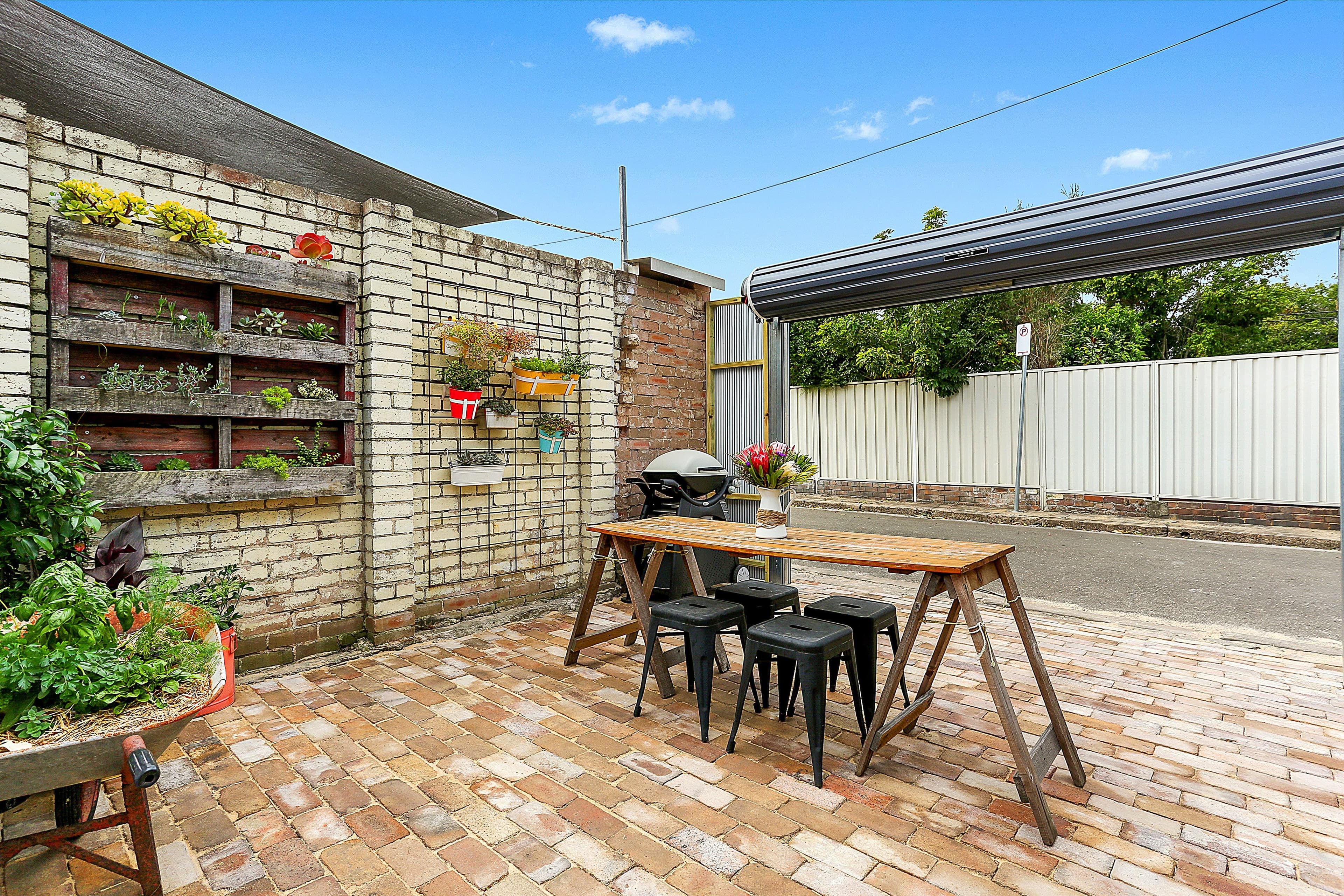 32 Dibbs Street, Alexandria - Thumbnail 5