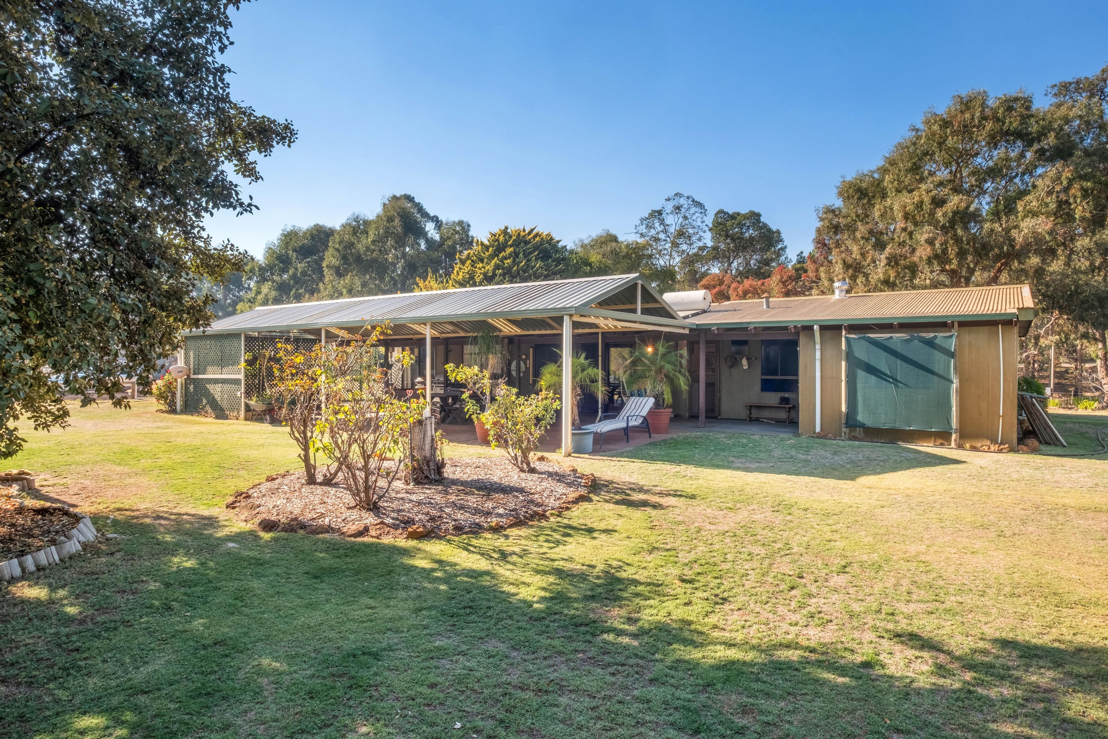 4333 Great Northern Highway, Chittering WA 6084, Chittering - Thumbnail 2