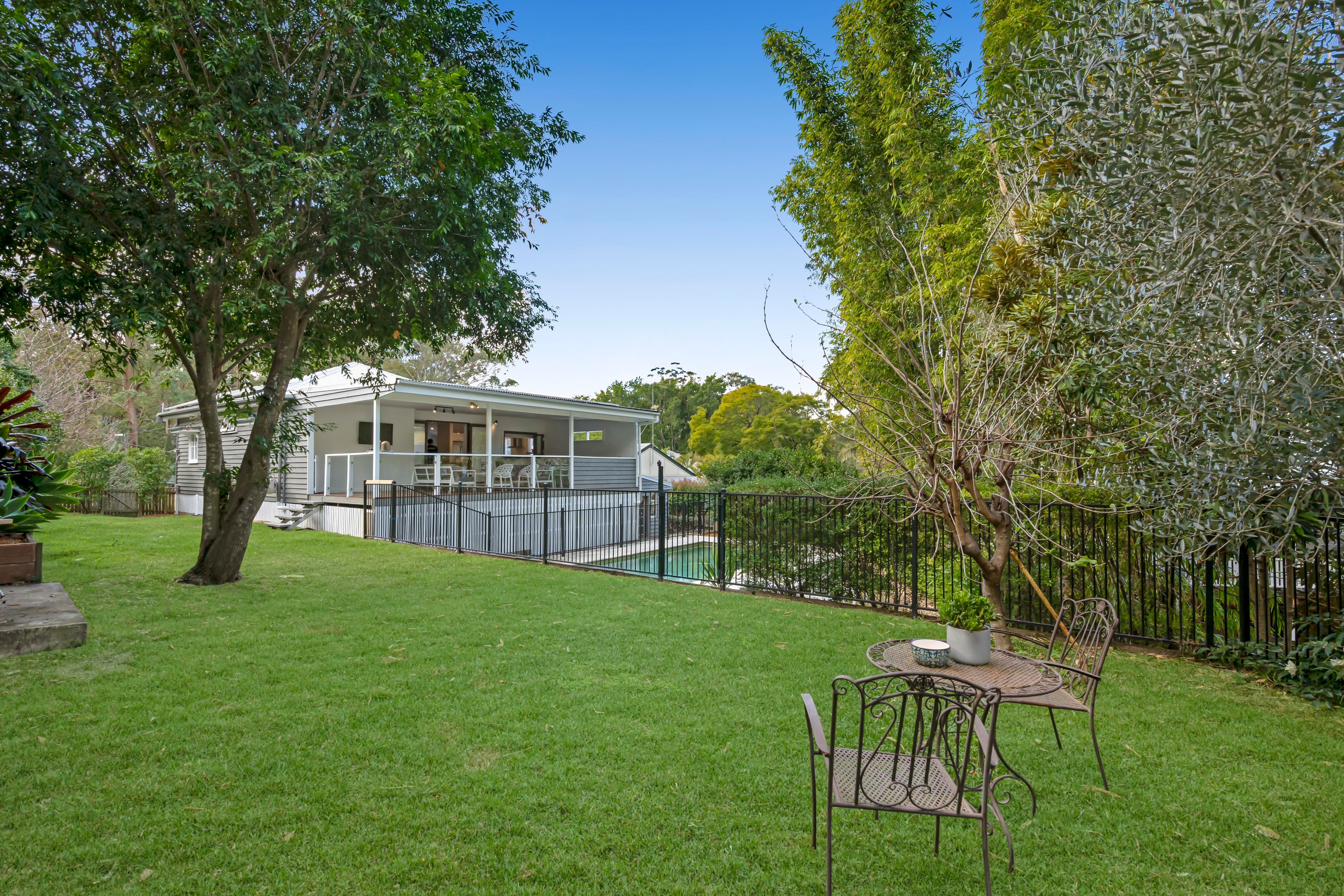 8 Bee Street, Bardon QLD 4065, Bardon - Thumbnail 8