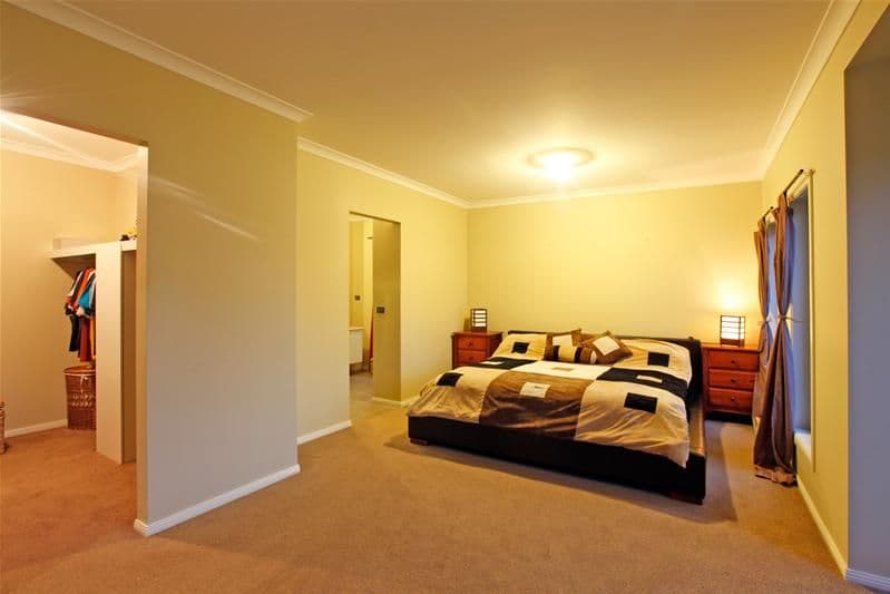 32 Powlett Street, MERNDA VIC 3754, Mernda - Thumbnail 5