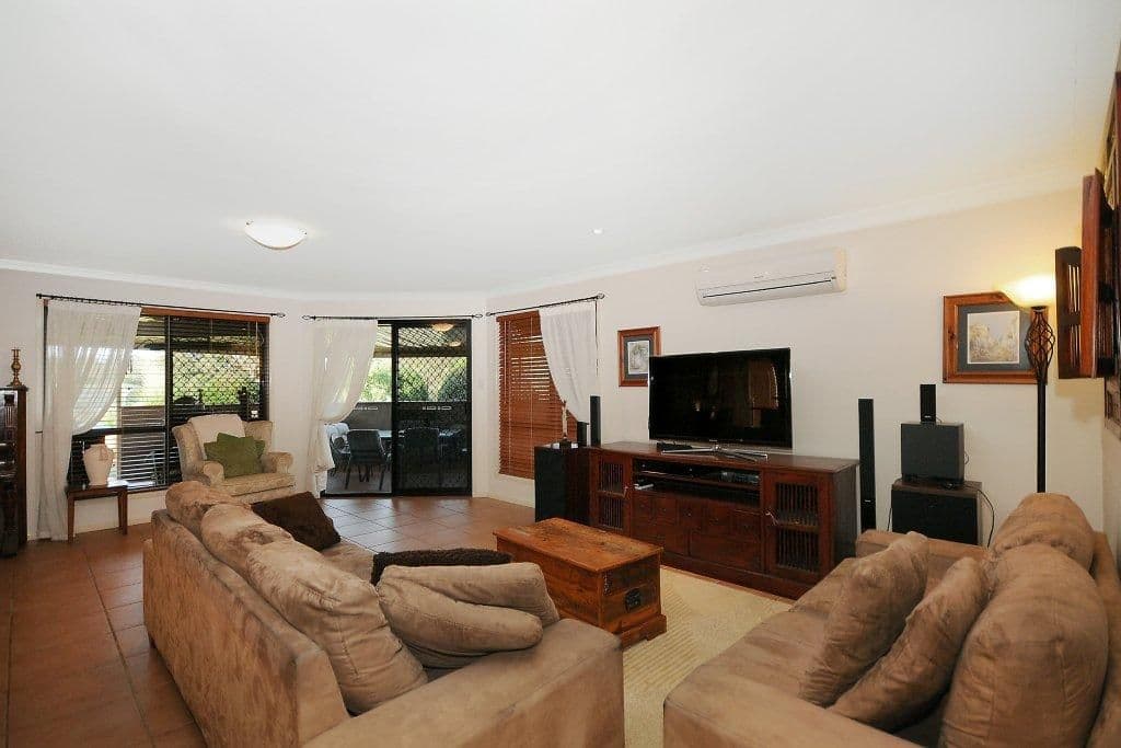 12 Glenmorgan Court, GLENVALE QLD 4350, Glenvale - Thumbnail 2